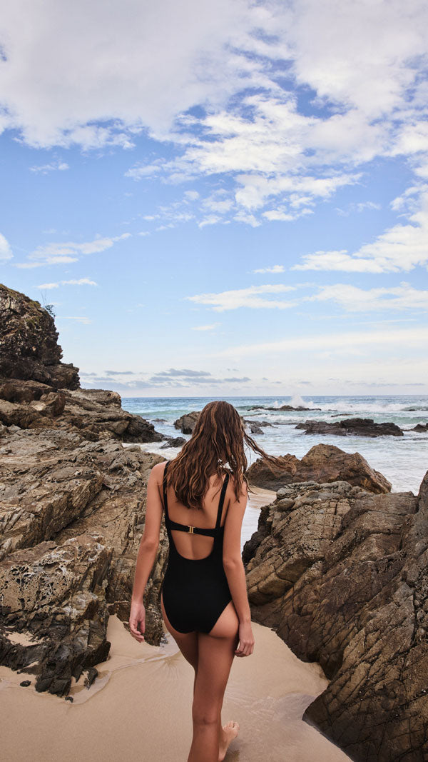 NOIR BALCONETTE ONE PIECE